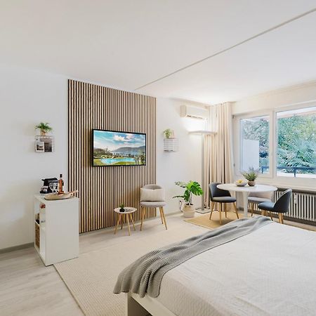 Luganersee, Pool, Strand, Parkplatz, Suite 204 Bissone Εξωτερικό φωτογραφία